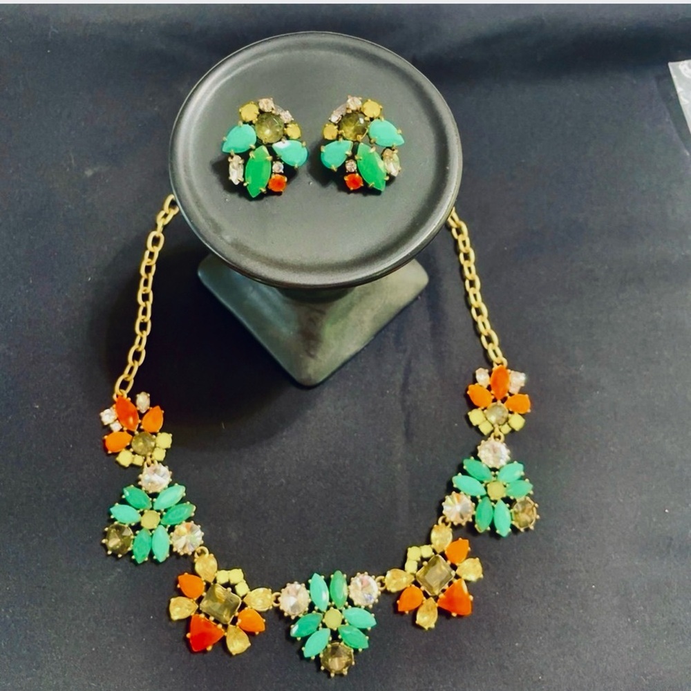 Stella & Dot Retired Teal Coral & Crystal Elodie Statement Necklace Set